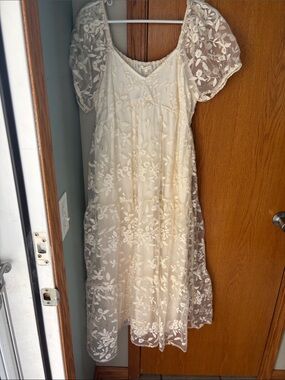 Regency Style Ivory Floral Lace Maxi Dress with Puff Sleeves